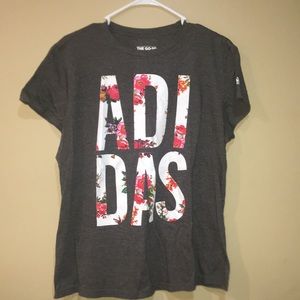 Adidas T-Shirt